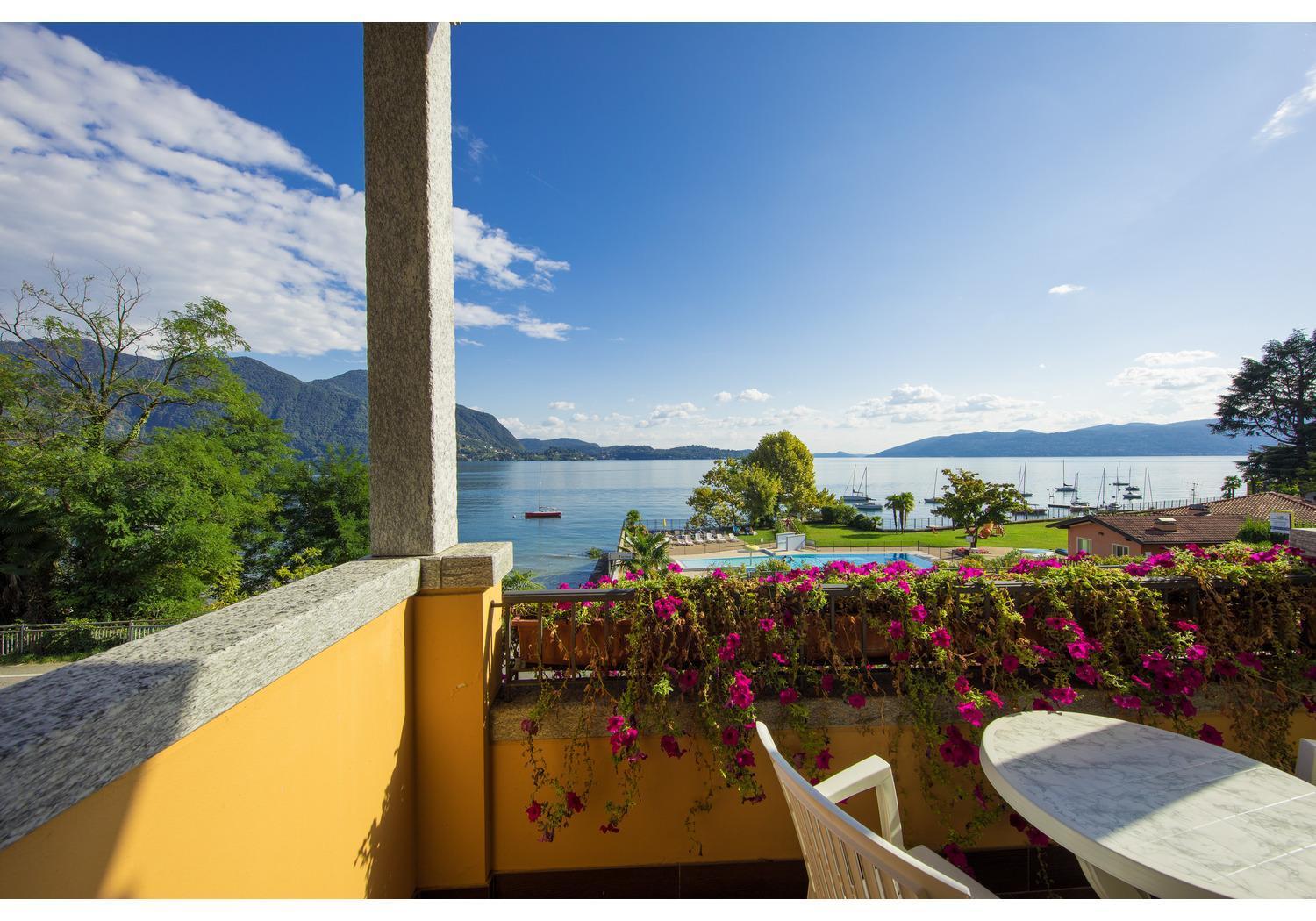 Hotel Residence Zust Verbania Dış mekan fotoğraf
