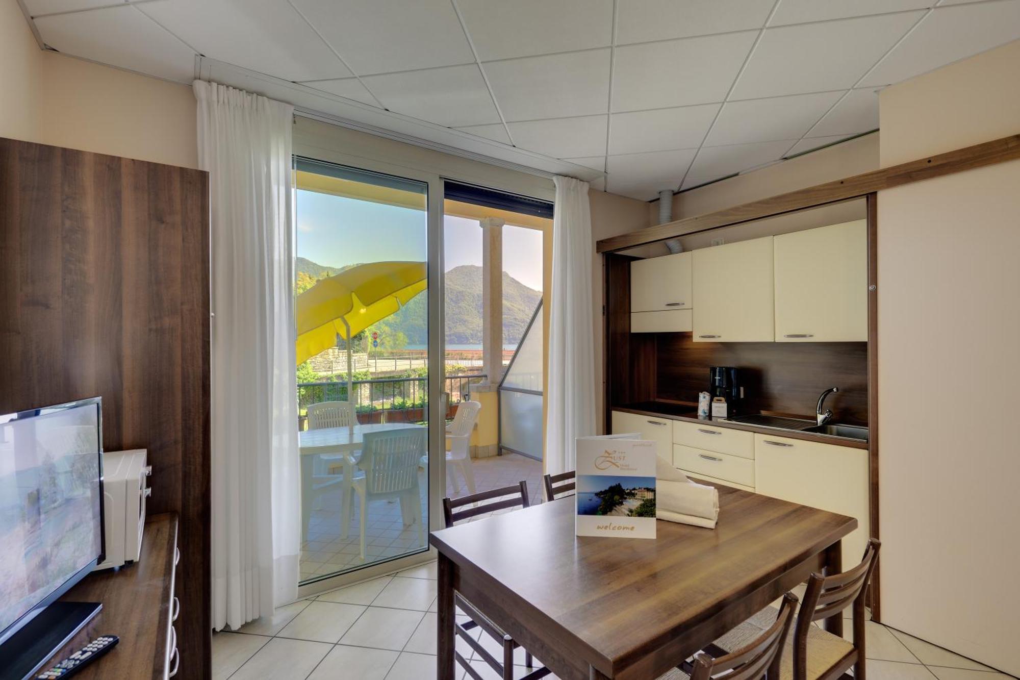 Hotel Residence Zust Verbania Dış mekan fotoğraf